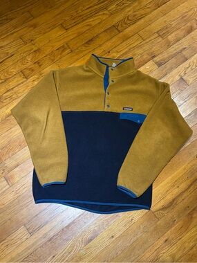 Patagonia Men’s Synchilla Snap Fleece Pullover (L)